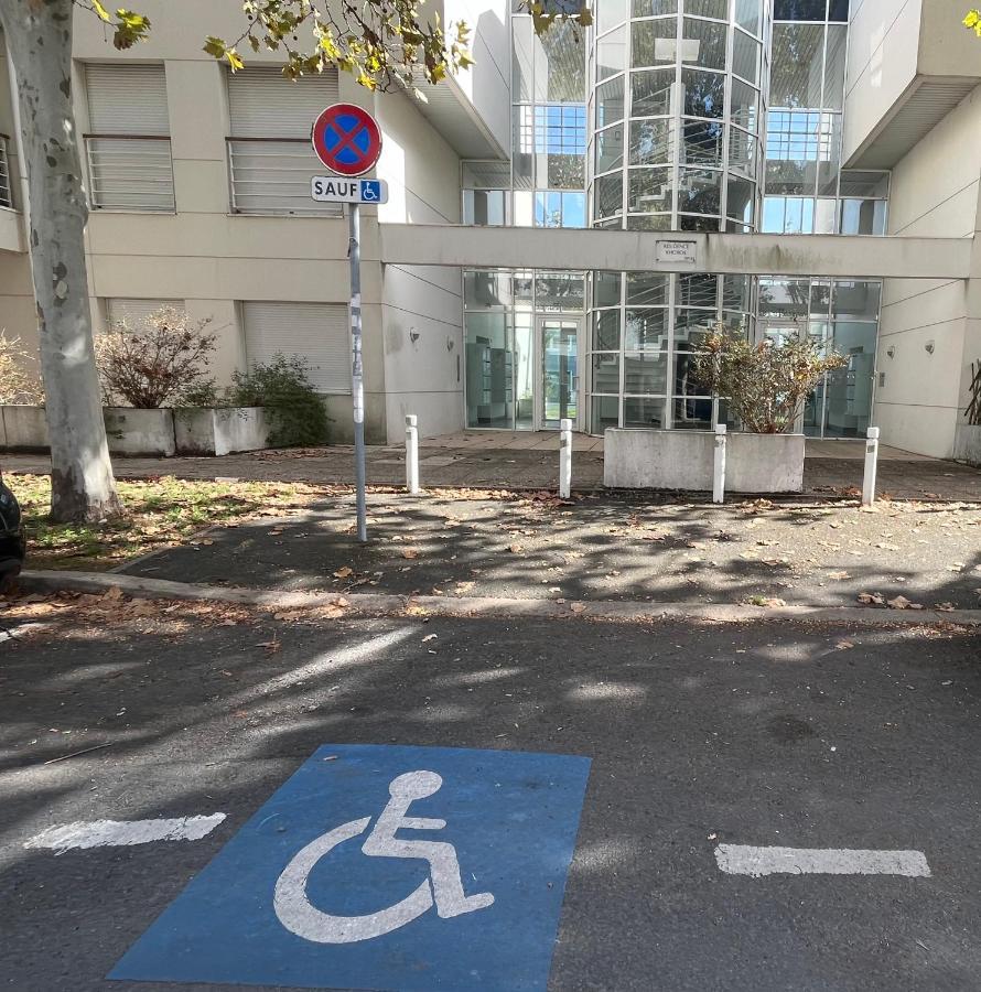 Au Coeur Du Centre Ville De La Rochelle Au Calme Avec Stationnement Gratuit Ngoại thất bức ảnh